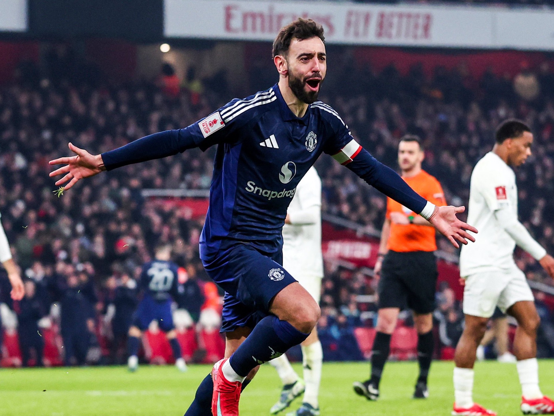 阿森纳客场击败对手，取得宝贵三分