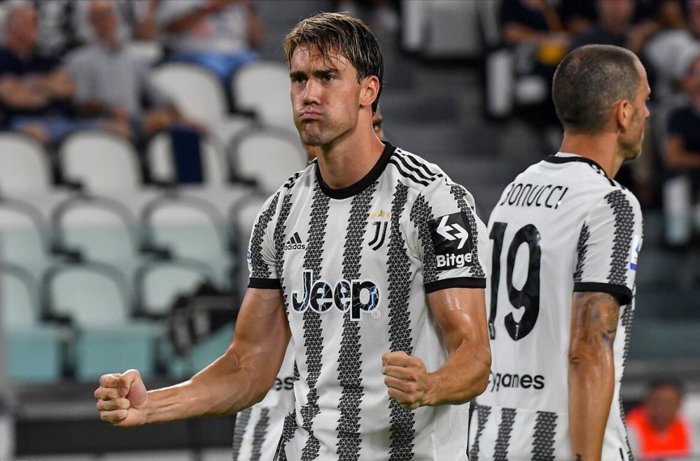 包含萨索洛主教练提出新战术，力求获胜的词条